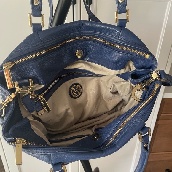 Tory Burch blue Amanda Satchel purse - Picture 2 of 7